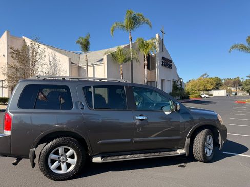 Used 2012 Nissan Armada SV image 1