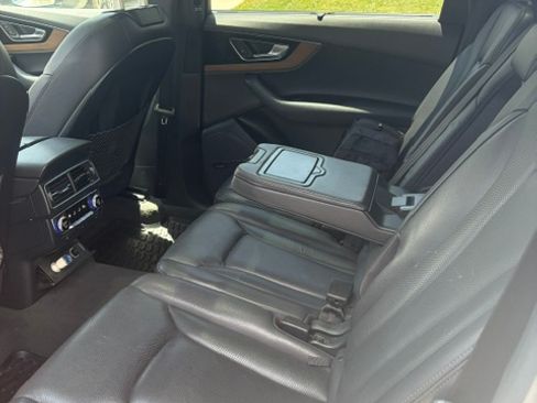 Used 2017 Audi Q7 2.0T Premium Plus AWD/4WD image 11