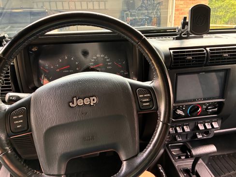 Used 2004 Jeep Wrangler 4WD image 15