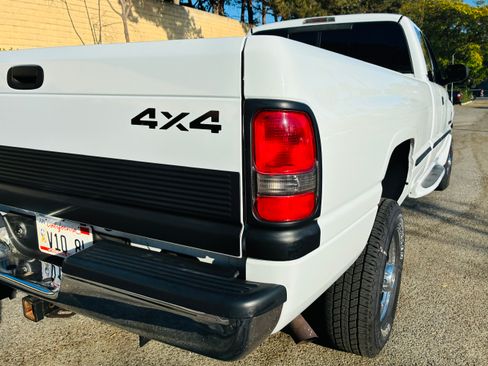 Used 1999 Dodge Ram 2500 Truck 4x4 Quad Cab image 14