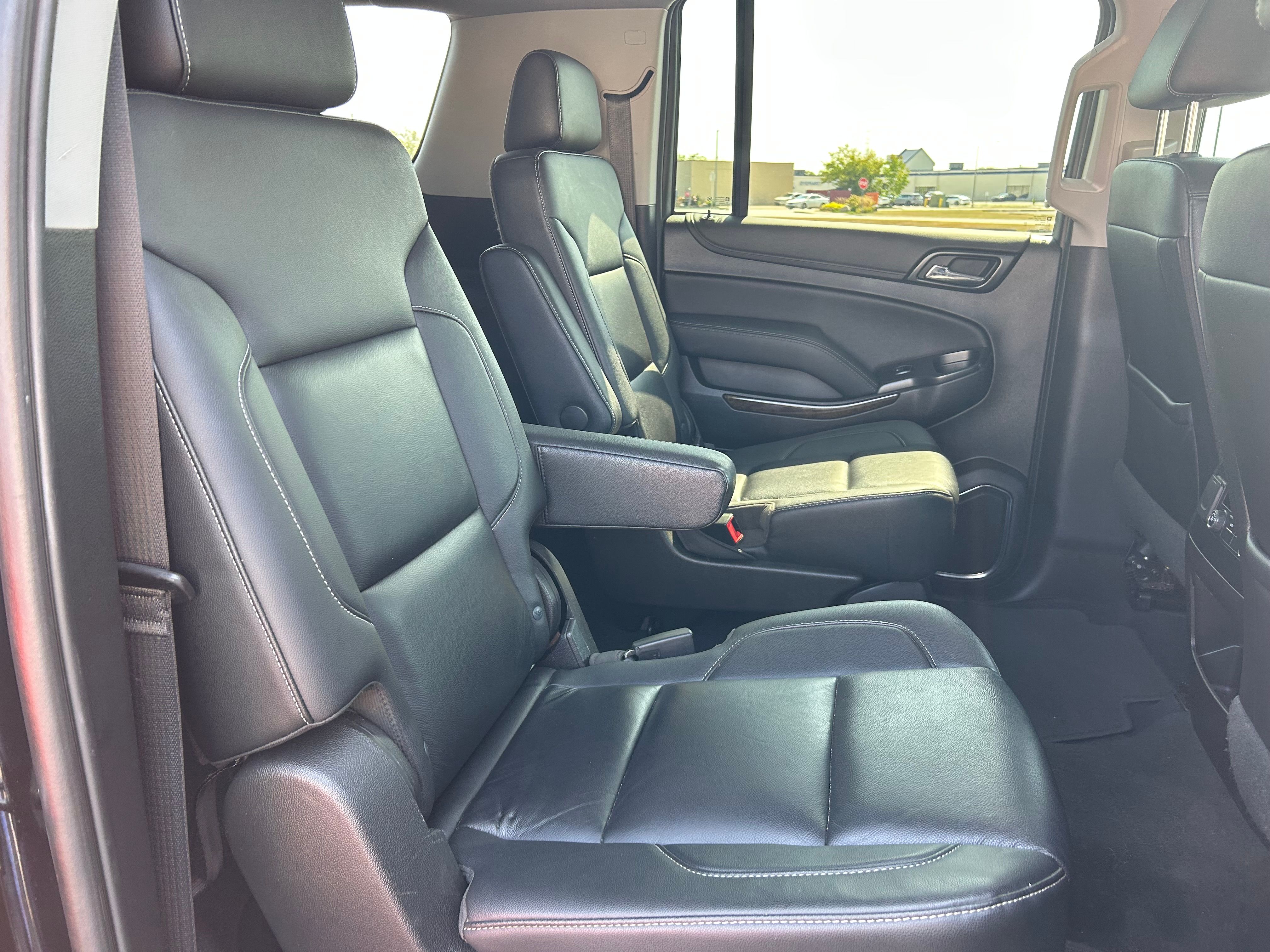 Used 2019 Chevrolet Suburban LT AWD/4WD image 5