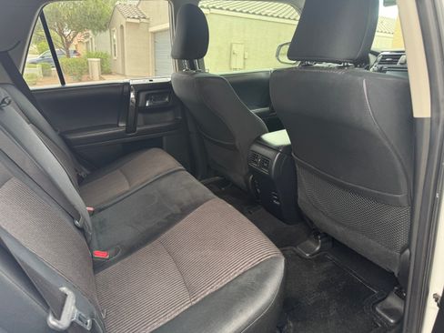 Used 2018 Toyota 4Runner TRD Off-Road AWD/4WD image 26