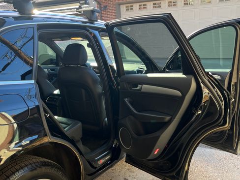 Used 2017 Audi Q5 2.0T Premium Plus w/ Technology Package image 28