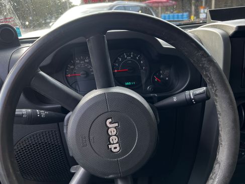 Used 2009 Jeep Wrangler X w/ Mopar Chrome Edition Group image 8