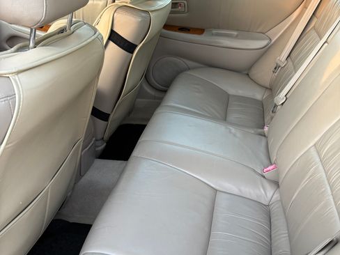 Used 2000 Lexus ES 330 300 Sedan 4D image 12