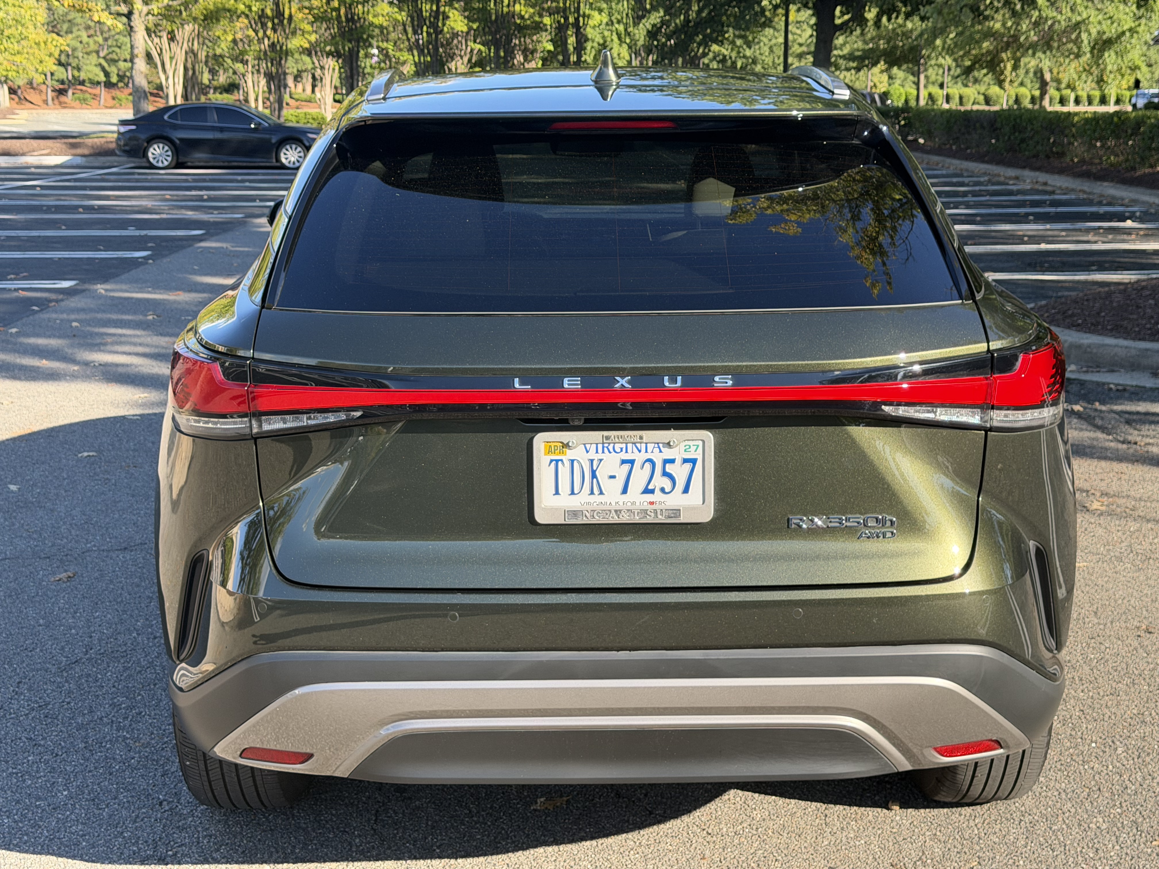 Used 2025 Lexus RX 350h w/ Accessory Package (K3) AWD/4WD image 11