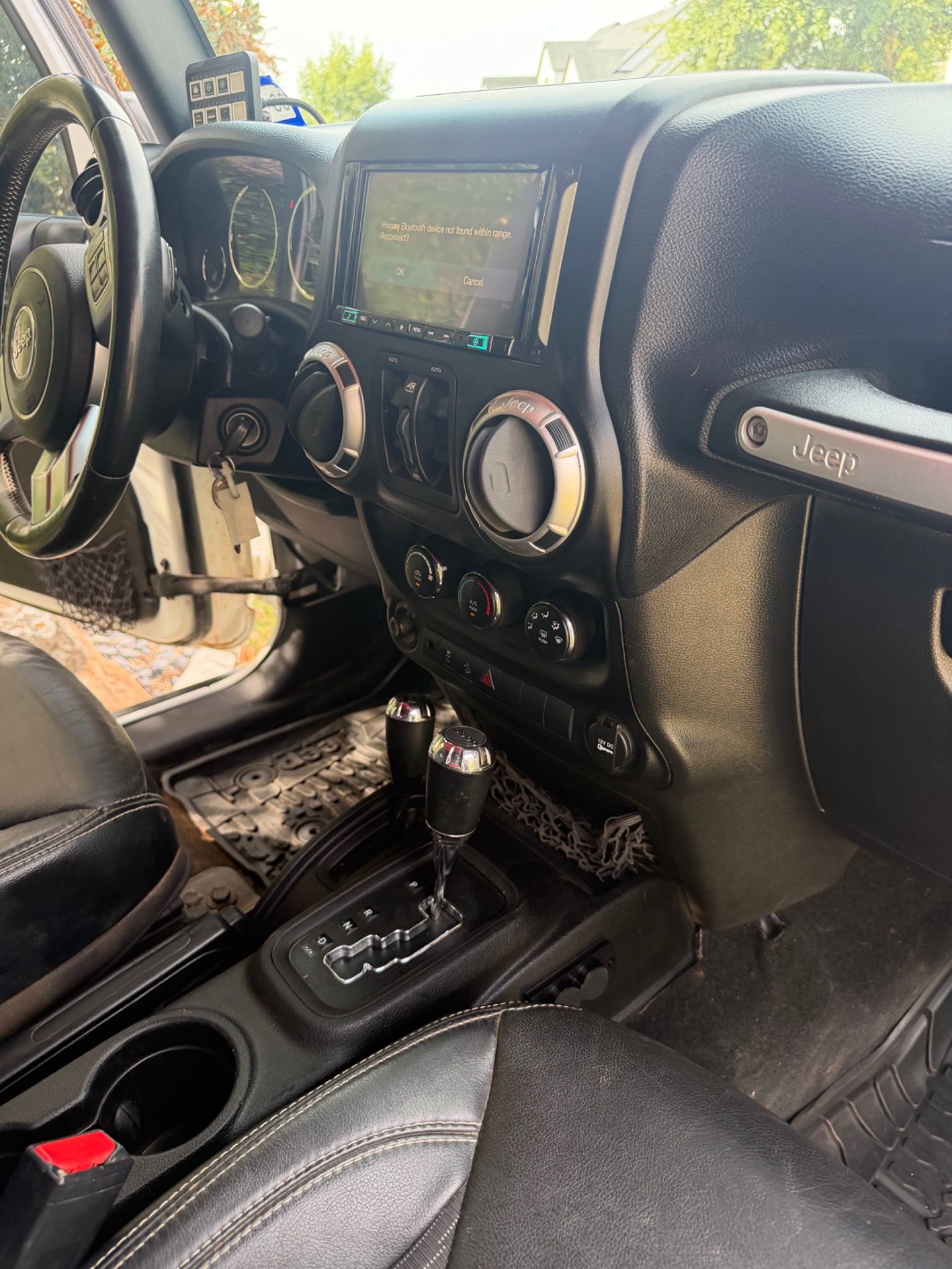 Used 2013 Jeep Wrangler Unlimited Sport AWD/4WD image 16
