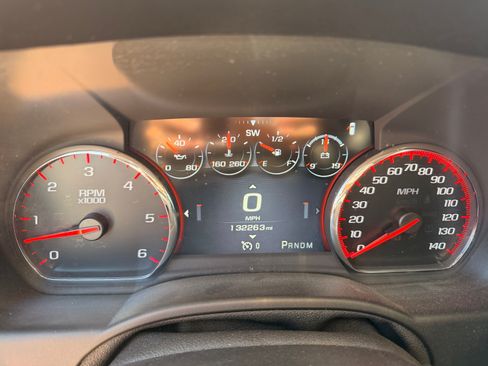 Used 2016 GMC Yukon Denali w/ Open Road Package AWD/4WD image 5