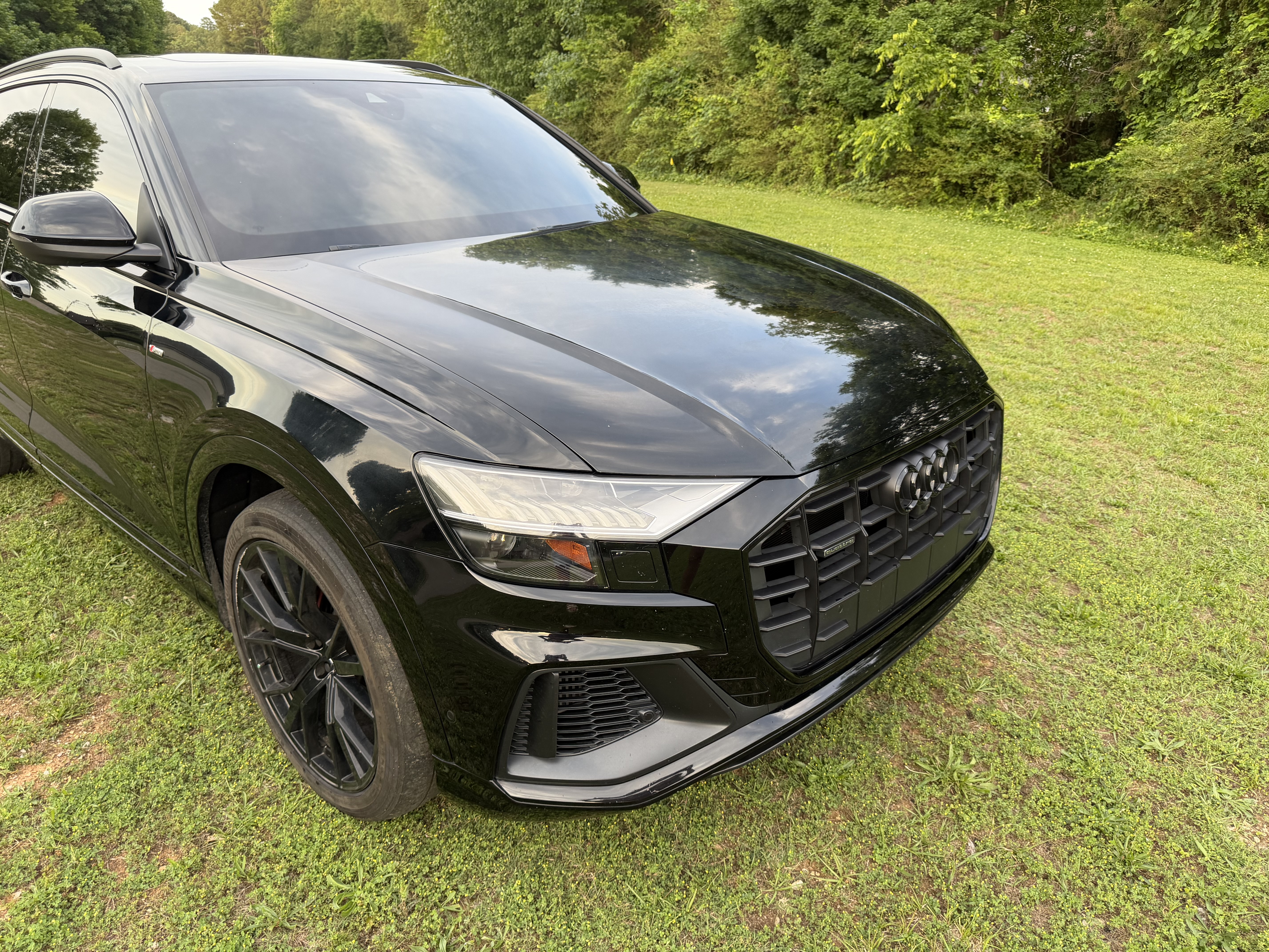 Used 2020 Audi Q8 Premium Plus w/ Premium Plus Package AWD/4WD image 2