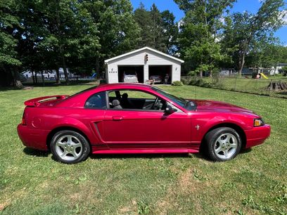 Used 2001 Ford Mustang Coupe