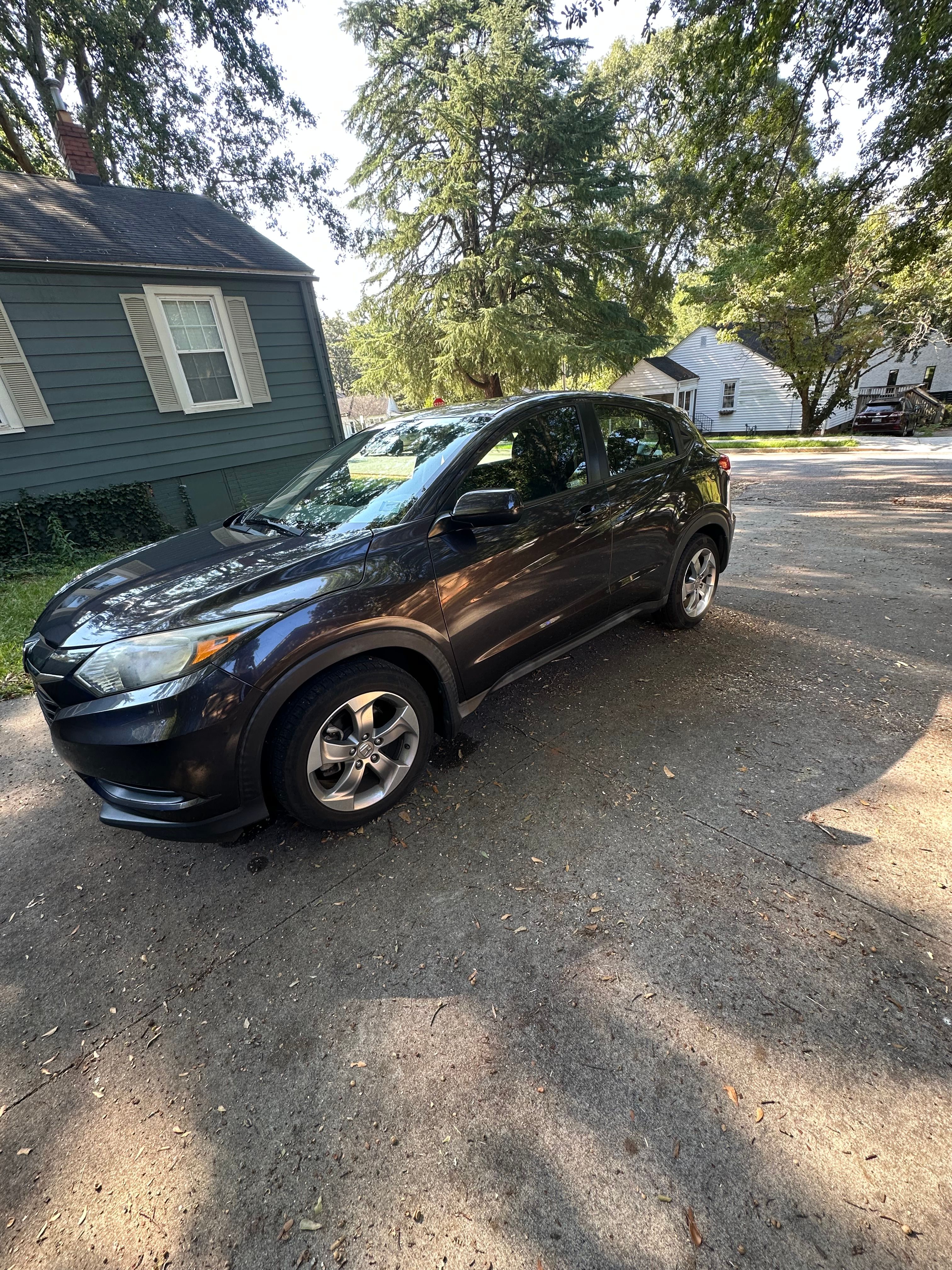Used 2018 Honda HR-V LX image 4