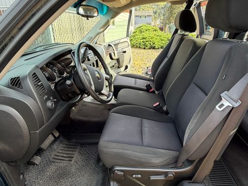 Used 2010 Chevrolet Silverado 1500 LT w/ Power Pack Plus image 4