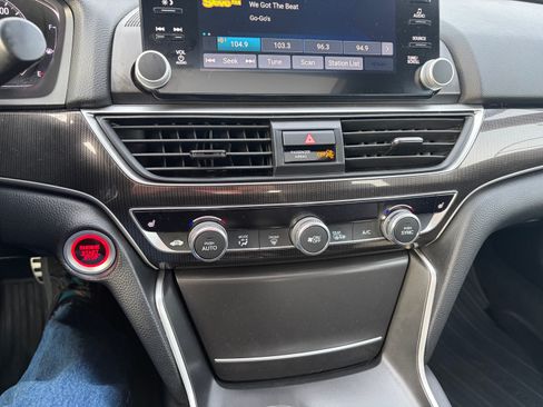 Used 2020 Honda Accord Sport image 10