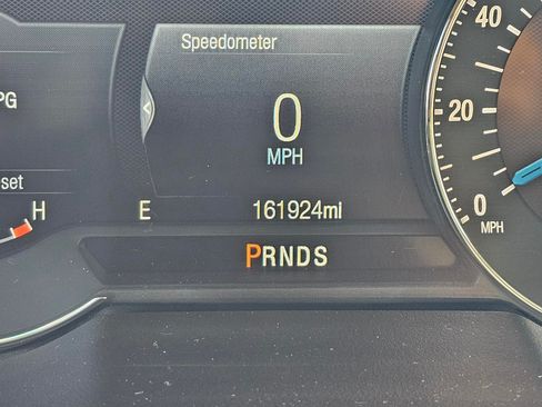 Used 2017 Ford Explorer Platinum image 5