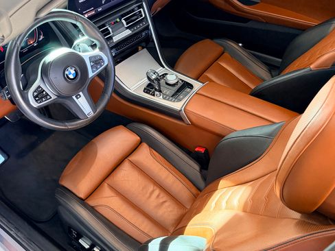 Used 2019 BMW M850i xDrive Convertible image 5