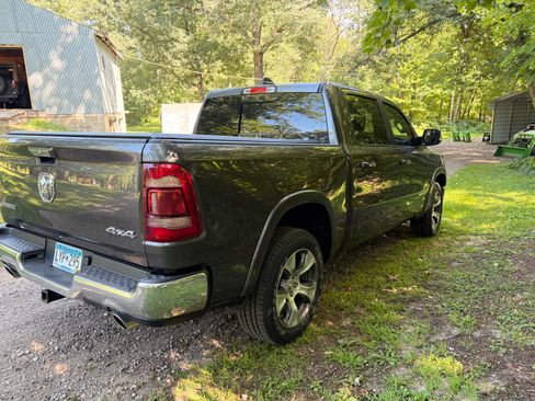 Used 2021 RAM 1500 Laramie AWD/4WD image 5