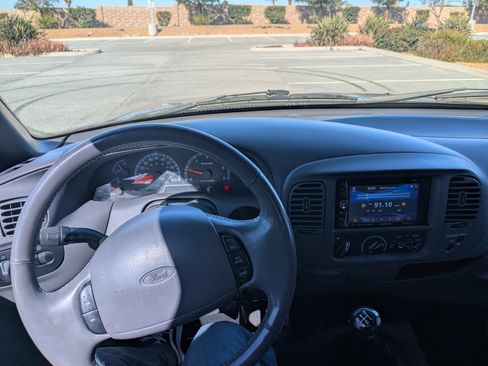 Used 2002 Ford F150 2WD SuperCab image 12