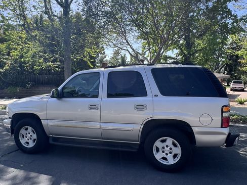 Used 2004 Chevrolet Tahoe LT w/ LT Preferred Equipment Group image 5