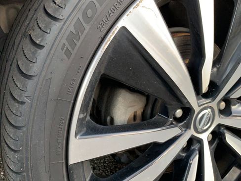 Used 2020 Nissan Altima 2.5 SR w/ Premium Package image 17