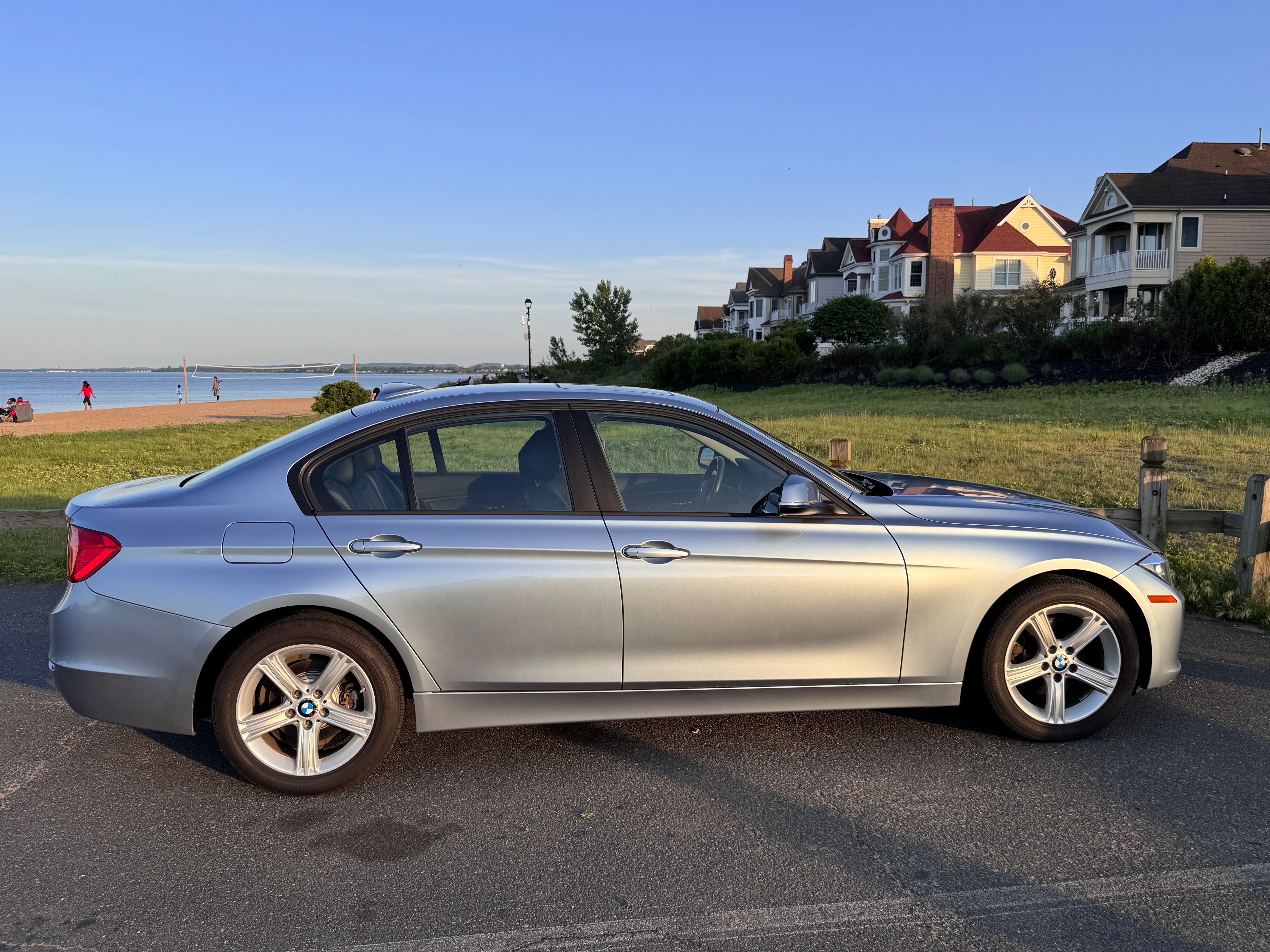 Used 2013 BMW 328i xDrive Sedan AWD/4WD image 6
