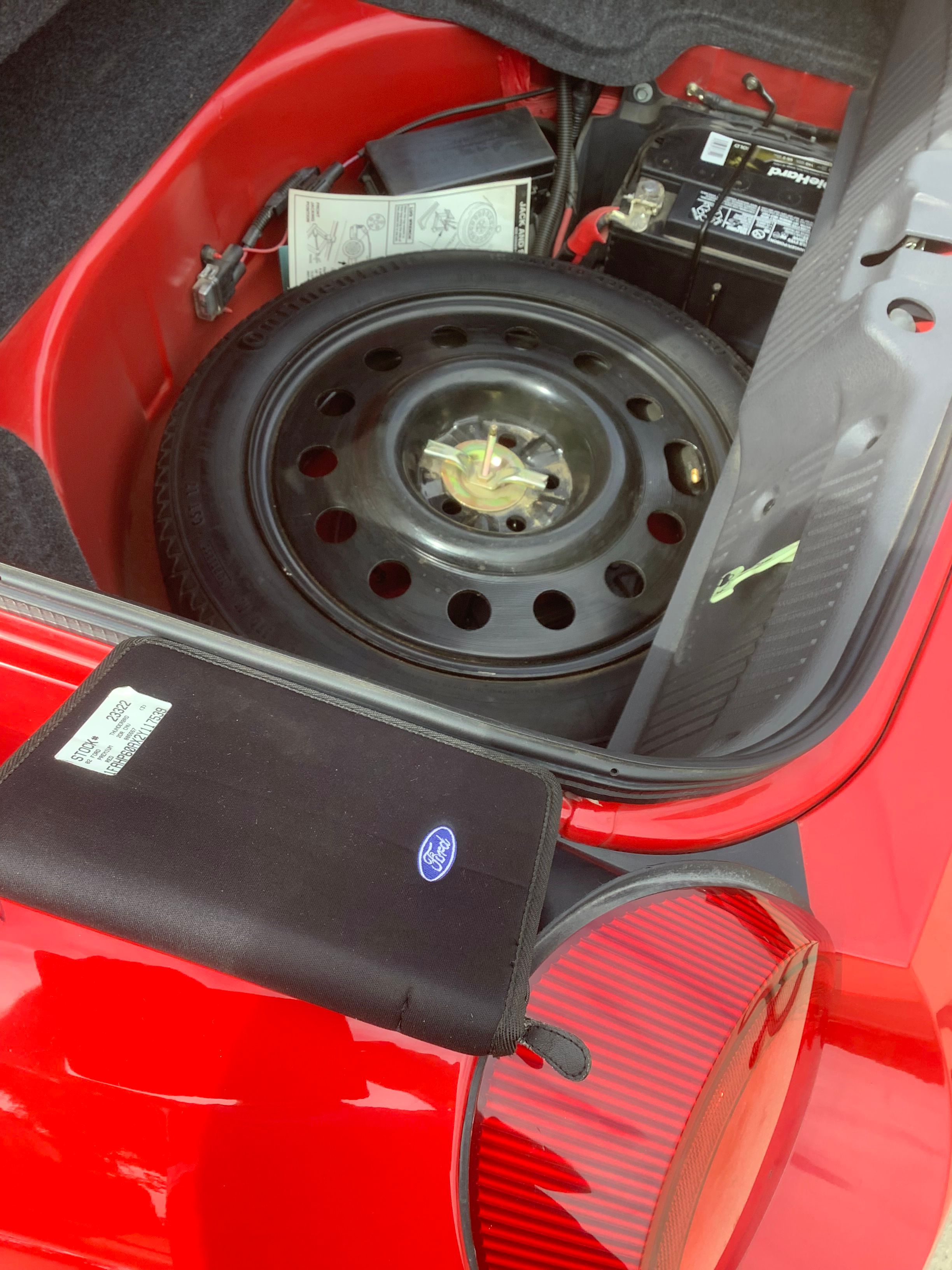 Used 2002 Ford Thunderbird RWD image 15