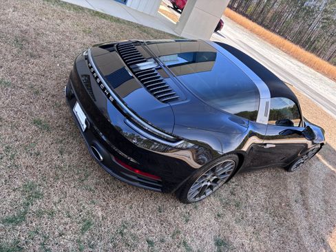 Used 2024 Porsche 911 Targa 4 image 11