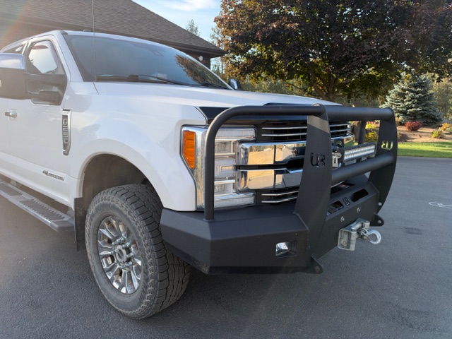 Used 2018 Ford F250 Lariat w/ Lariat Ultimate Package AWD/4WD image 5