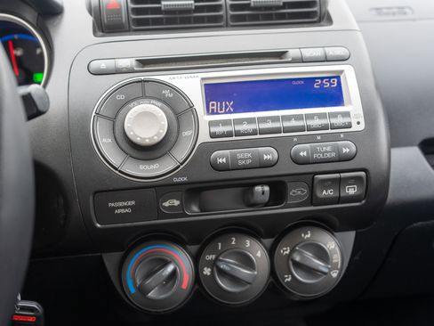 Used 2007 Honda Fit Sport image 21