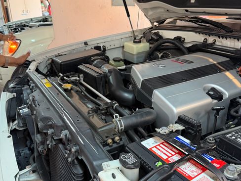 Used 2001 Lexus LX 470 4WD image 16
