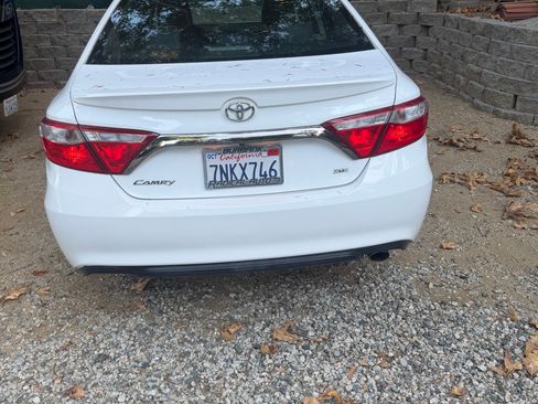 Used 2016 Toyota Camry SE FWD image 4