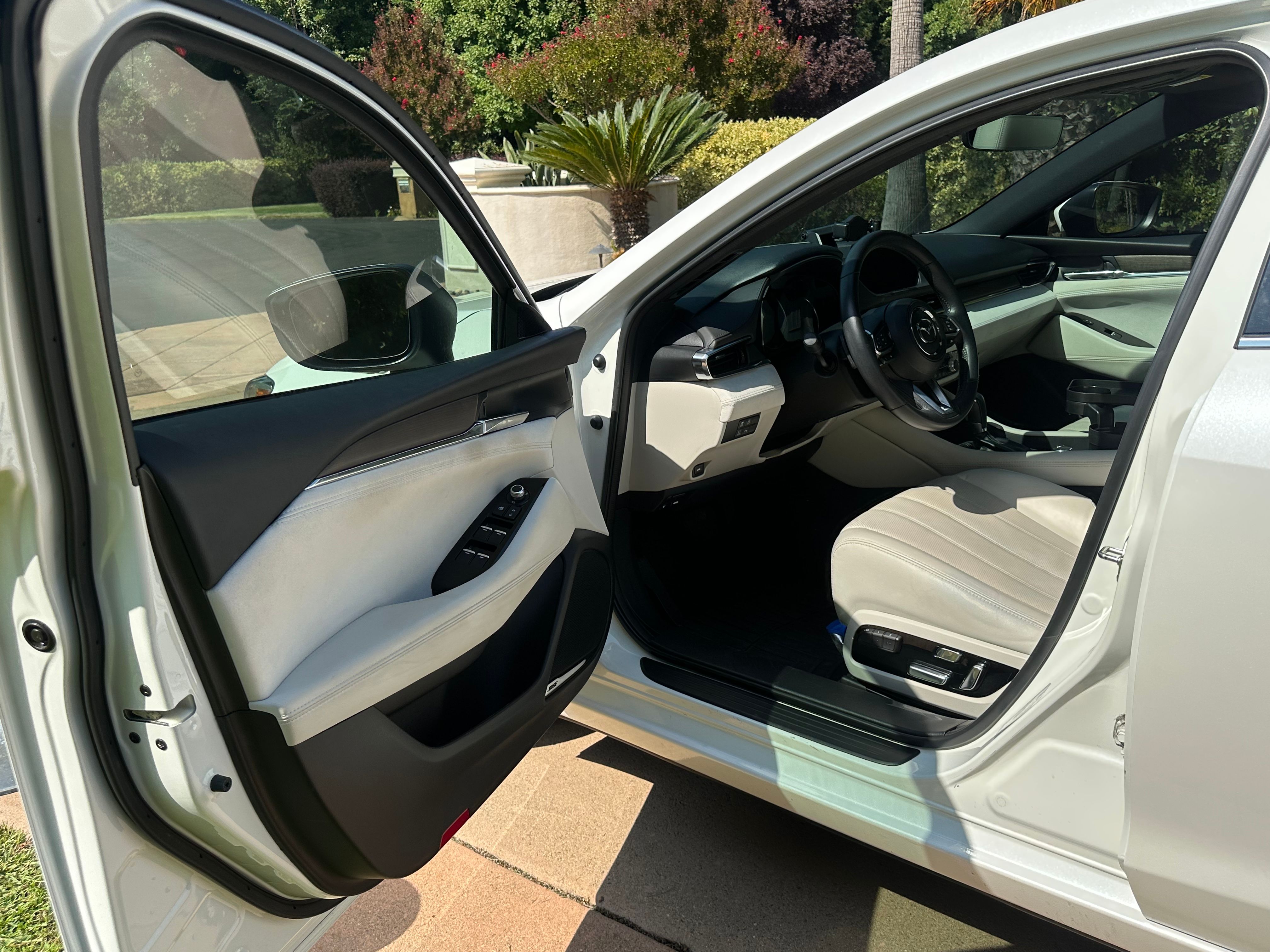 Used 2019 MAZDA MAZDA6 Signature FWD image 2