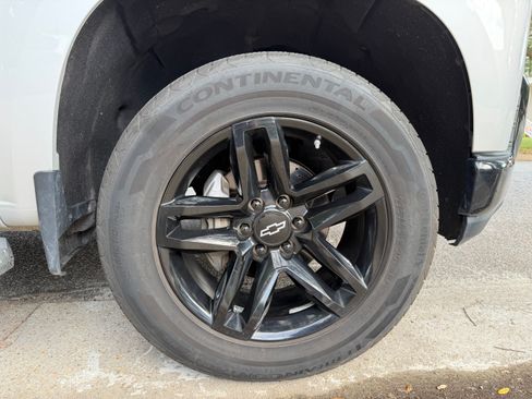 Used 2019 Chevrolet Silverado 1500 LT w/ All-Star Edition RWD image 14
