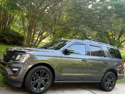 Used 2020 Ford Expedition Platinum AWD/4WD image 1