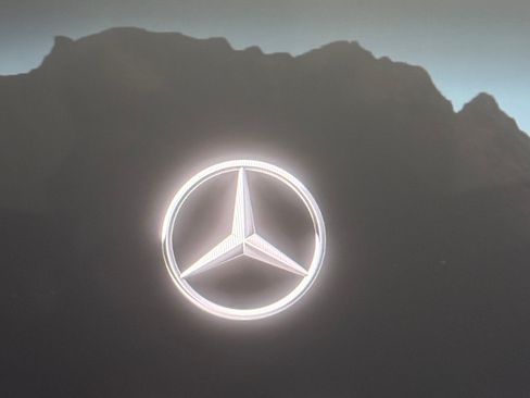 Used 2025 Mercedes-Benz G 550 image 15