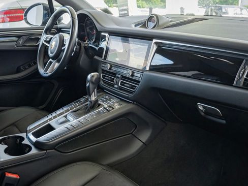 Used 2020 Porsche Macan image 5