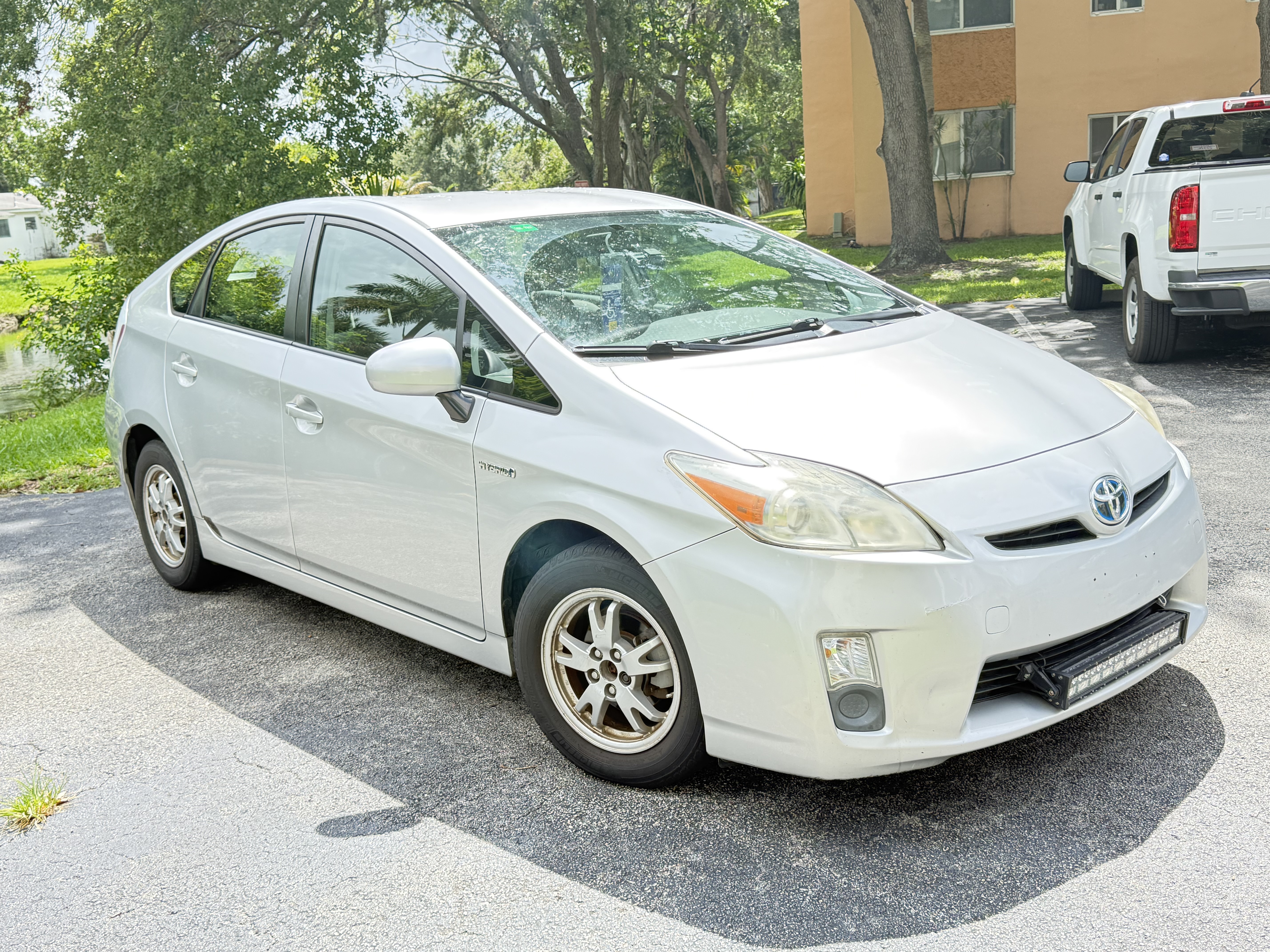 Used 2011 Toyota Prius Two FWD image 2