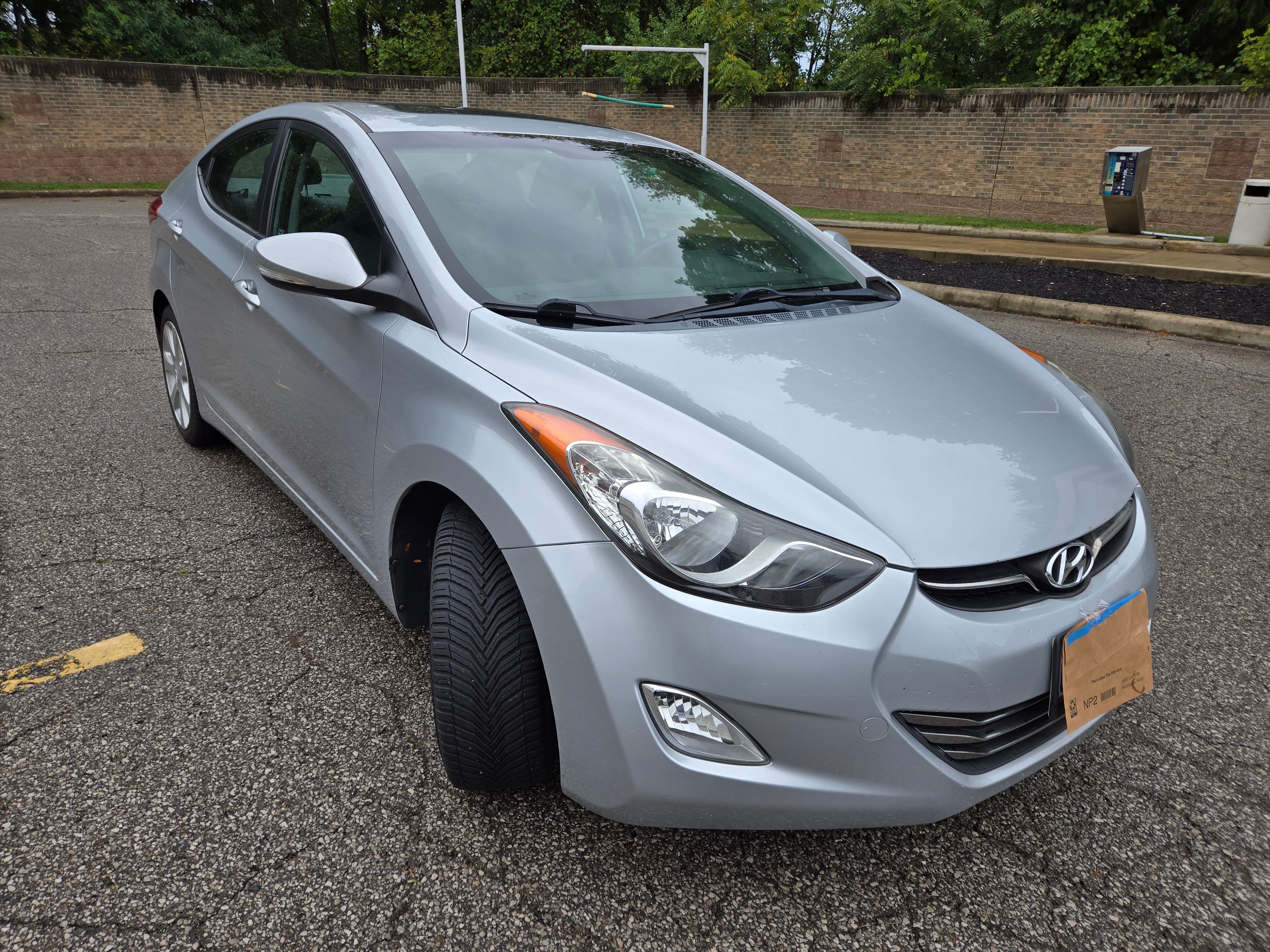 Used 2011 Hyundai Elantra Limited FWD image 9
