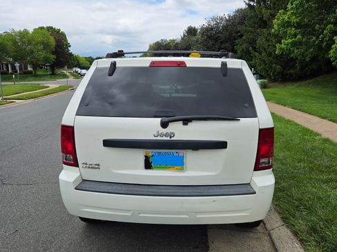 Used 2007 Jeep Grand Cherokee Laredo AWD/4WD image 5