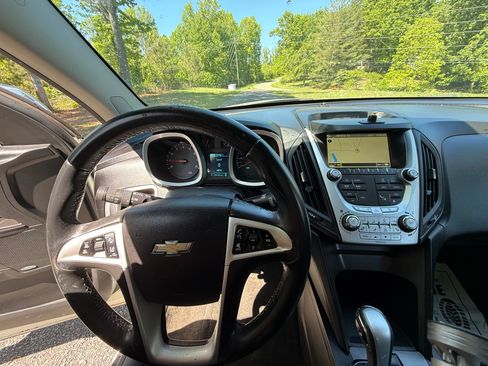 Used 2013 Chevrolet Equinox LTZ AWD/4WD image 13