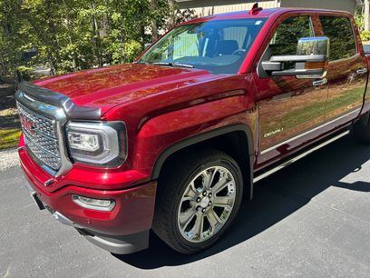 Used 2017 GMC Sierra 1500 Denali w/ Denali Ultimate Package