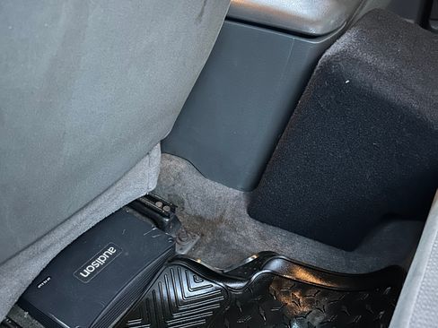 Used 2006 Dodge Dakota SLT image 26