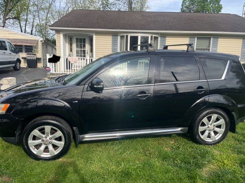 Used 2012 Mitsubishi Outlander GT image 4