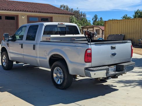 Used 2008 Ford F250 Lariat image 5