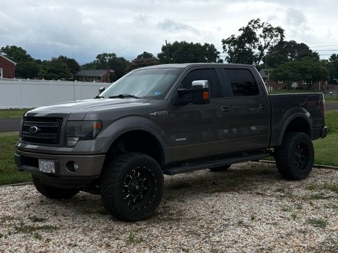Used 2013 Ford F150 FX4 w/ Luxury Equipment Group AWD/4WD image 2