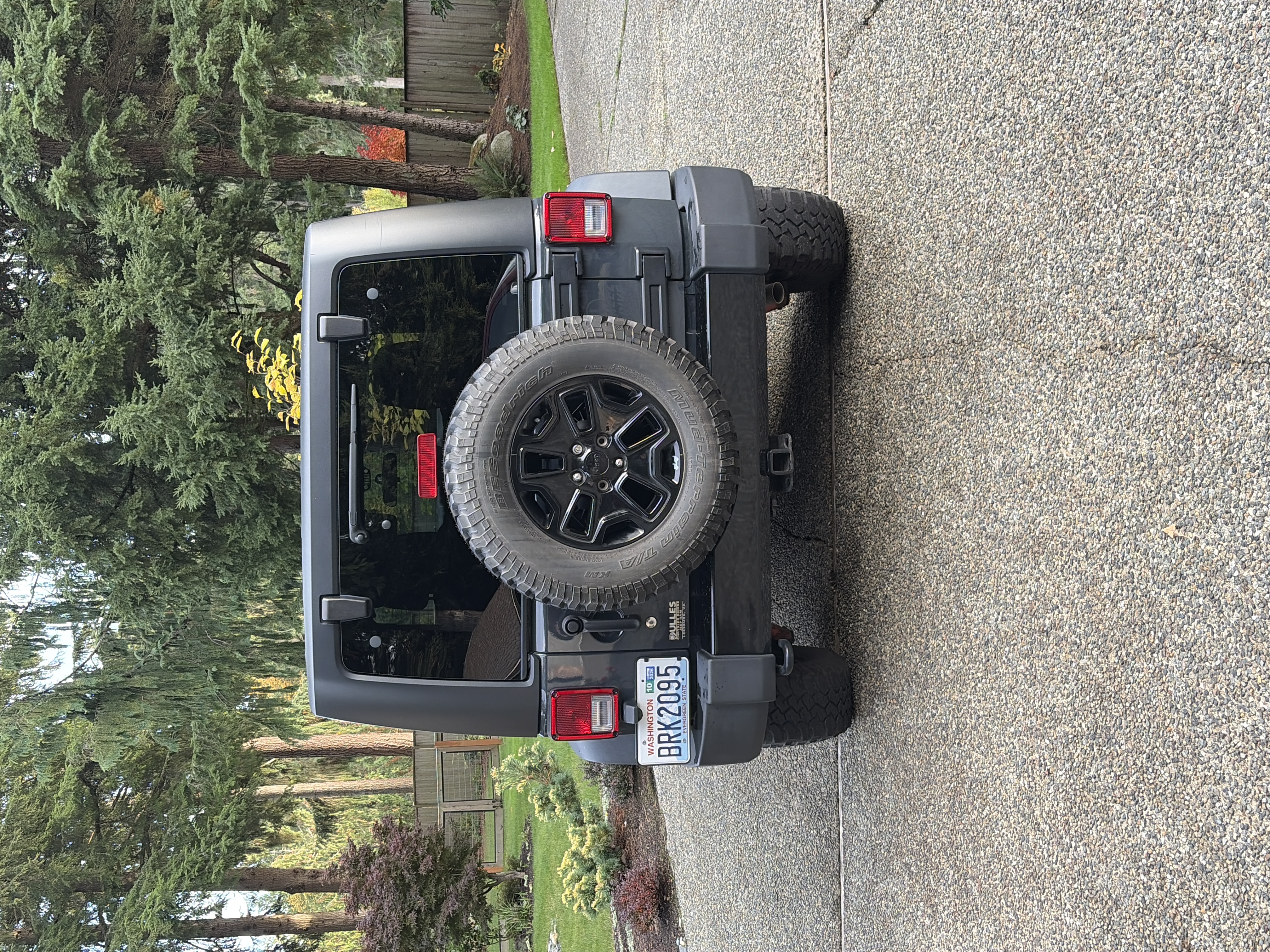 Used 2017 Jeep Wrangler Sport AWD/4WD image 14