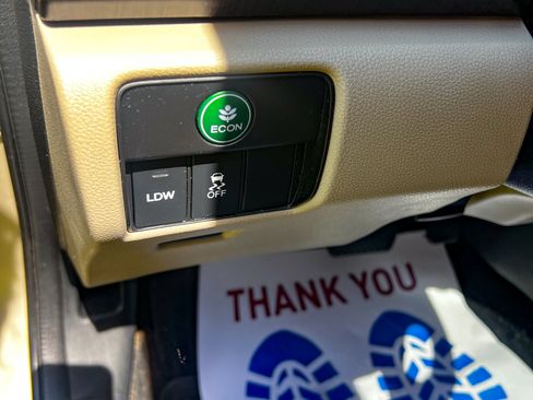 Used 2013 Honda Accord EX-L image 31