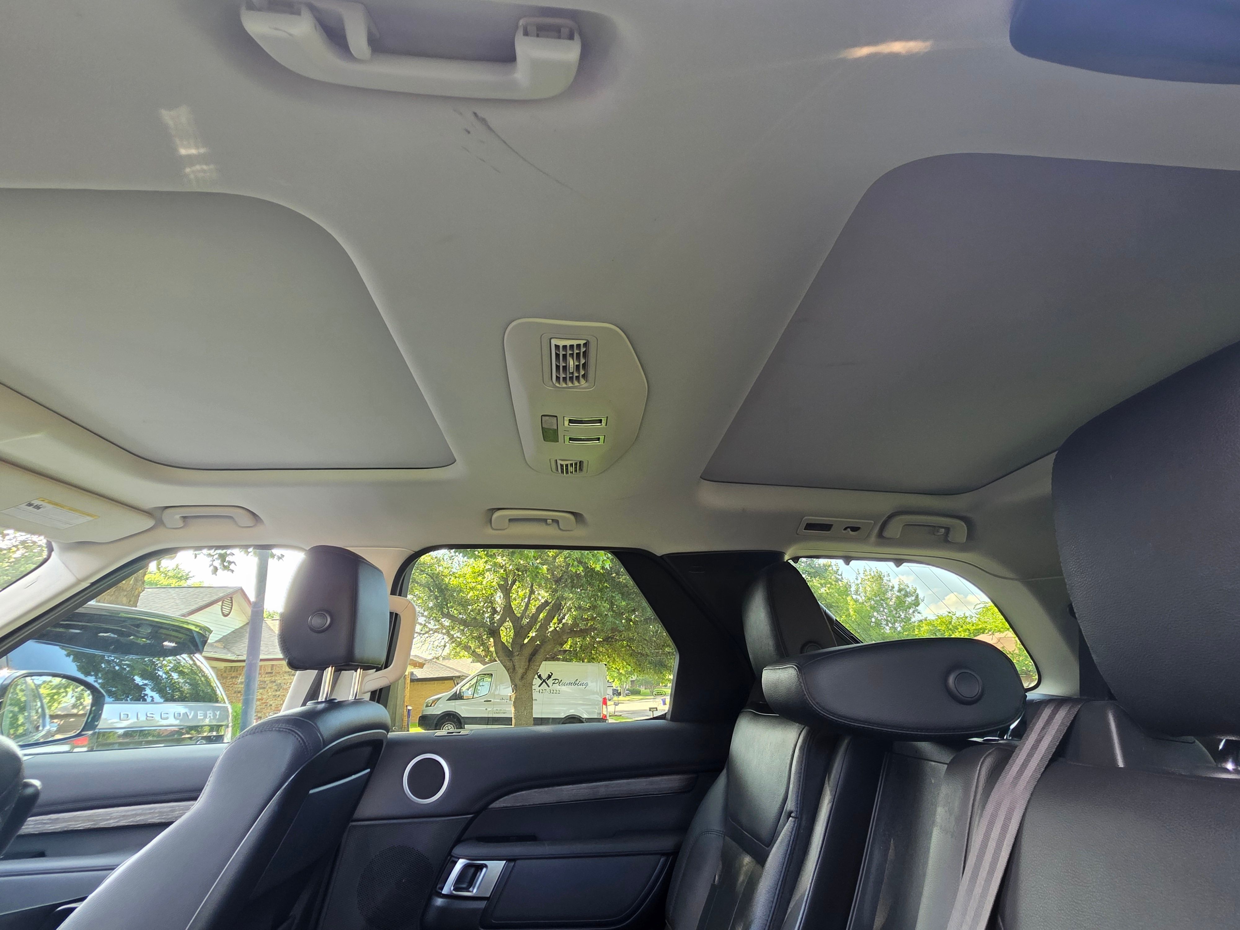 Used 2019 Land Rover Discovery HSE AWD/4WD image 8