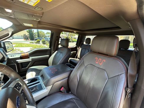 Used 2015 Ford F150 King Ranch w/ Equipment Group 601A Luxury AWD/4WD image 16