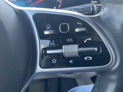 Used 2020 Mercedes-Benz GLS 450 4MATIC image 17