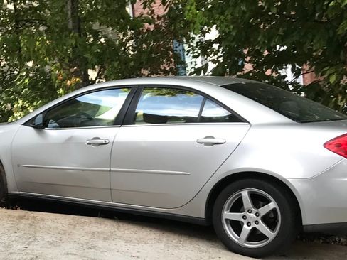 Used 2007 Pontiac G6 Sedan w/ Sport Package image 2